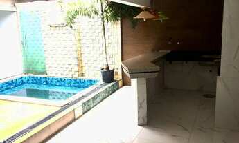 Imagem 2: Sobrado em condomínio fechado