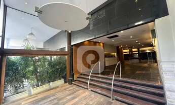 Imagem: Aluguel de Loja com Mezanino - Frente de