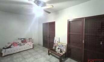 Imagem 2: Casa em CENTRO Casa com 5 dormitórios