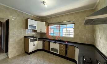 Imagem 2: Casa para locação com 3 dormitórios sendo 1 suíte- 120 m² Parque Industrial