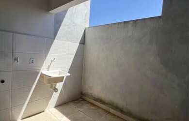 Imagem 7: Vendo casa com 2/4 em Morada de Bethânia