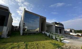 Imagem: Casa térrea com 4 suítes e piscina no