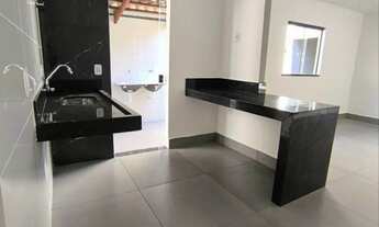 Imagem 7: Imóvel disponível novo 2/4 sendo uma suíte