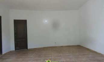 Imagem 3: JARDIM ESTRELA - CASA RESIDENCIAL 3 DORMIT. 1 DORMIT. C/BANH. PRIV. FRENTE BR153