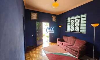 Imagem 5: Casa linear, junto rua da caminhada, próxima ao College