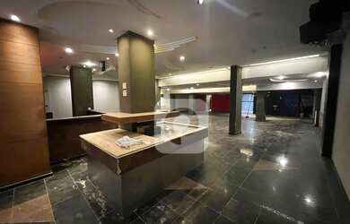 Imagem 3: Aluguel de Loja com Mezanino - Frente de Rua 420 m², Ipanema