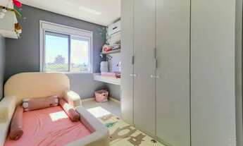 Imagem 2: Imóvel para venda tem 73 metros quadrados com 2 quartos em Vila Ipiranga - Porto Alegre