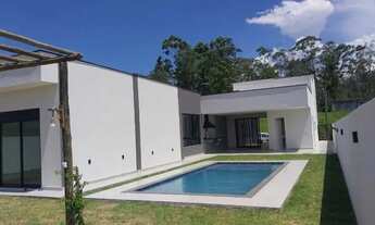 Imagem 3: Casa em Condomínio para Venda em Jandira, Jardim do Golf I, 4 dormitórios, 4 suítes, 6 ban