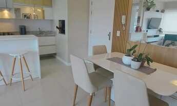 Imagem 2: Apartamento Mobiliado com 2 Quartos e Vista Panorâmica em Porto Alegre