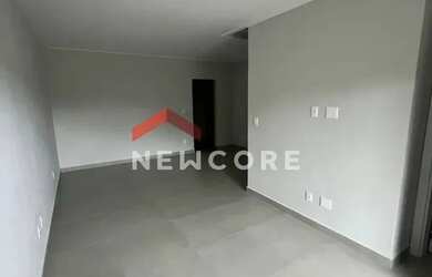 Imagem 7: Sobrado em Rua Cangerana - Canto Grande - Bombinhas/SC