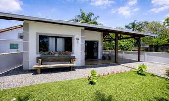 Imagem 5: Casa com Fundo para a Água | 600m² | Acesso à Lagoa e Mar