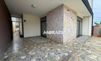 Imagem 7: Casa com 4 quartos, 2 suítes, 2 vagas, a/c 249 m² - venda por R$ 700.000 ou aluguel por R