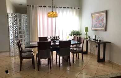 Imagem: Casa de 178m² com 3 dormitórios no bairro