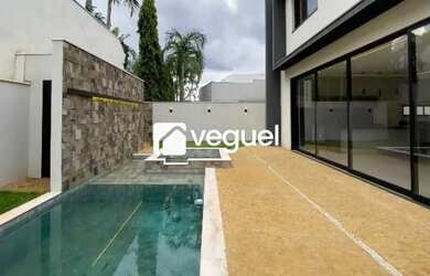 Imagem: Casa sobrado alto padrão em Condomínio