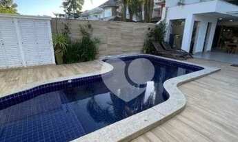 Imagem: Casa com 4 dormitórios à venda, 271 m²