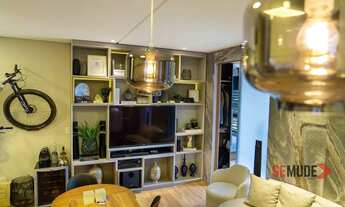 Imagem 6: Lindo Studio finamente mombiliado e decorado com 2 vagas em localização privilegiada