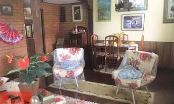 Imagem 3: Casa Duplex Estilo Europeu Com 6 Quartos E 4 Banheiros