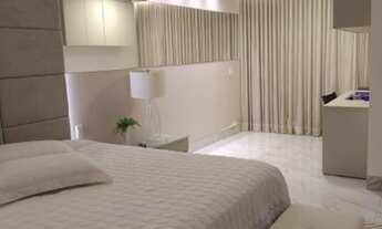 Imagem 2: Casa de condomínio sobrado para venda tem 459 metros quadrados com 5 quartos