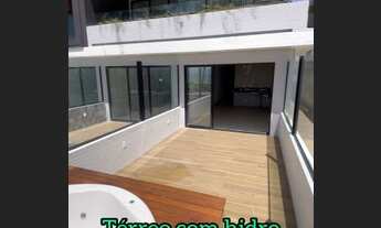 Imagem 2: Flat frente mar com Banheira de Hidromassagem privativa