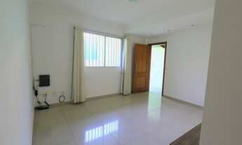 Imagem 4: Casa Geminada 3 Quartos no Bairro Xangri-la