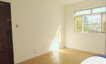 Imagem 4: Apartamento com 2 dormitórios para alugar, 55 m² por R$ 900,00/mês - Resgate - Salvador/BA