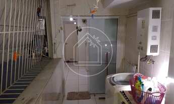 Imagem 4: Excelente apartamento com varandão frente de rua!!!!