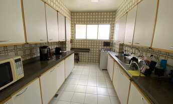 Imagem 7: Apartamento para venda tem 235 metros quadrados com 4 quartos em Copacabana - Rio de Janei