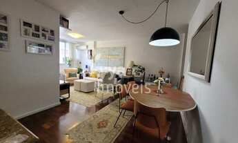 Imagem 4: Lindo apartamento em prédio com infraestrutura no Leme. Imóvel com cômodos amplos, dividid