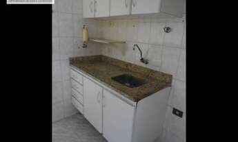 Imagem 7: 01 quarto, com armários, 01 vaga e piscina