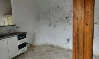 Imagem 2: Casa com 1 dormitório para alugar, 40 m² por R$ 800,00/mês - Jardim dos Camargos - Barueri