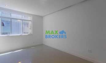 Imagem 3: Apartamento com 2 dormitórios à venda, 71 m² por R$ 1.080.000,00 - Lagoa - Rio de Janeiro