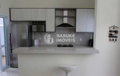 Imagem 4: Casa com Móveis Planejados na Cozinha e Dormitórios, Indaiatuba - SP