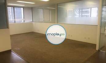 Imagem 3: Excelente Conjunto Comercial com 155m ² de área útil em vão livre e 4 vagas de garagem