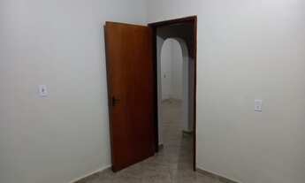 Imagem 2: Casa para aluguel possui 55 metros quadrados com 2 quartos em Samambaia Sul - Brasília - D