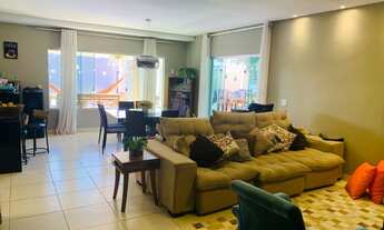 Imagem 2: Oportunidade - Ótima Casa 4 quartos - Piscina Aquecida - Banheira