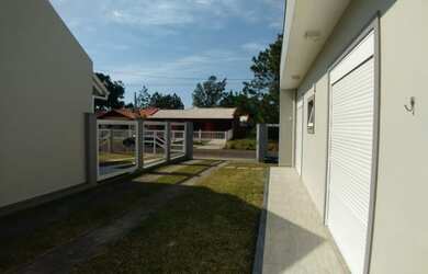 Imagem 7: Lindíssima casa bem pertinho do mar