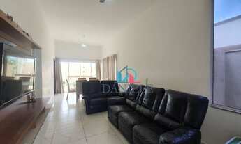 Imagem: Casa térrea com 3 dormitórios localizada