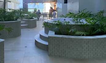 Imagem 3: Lúcio Carneiro <br><br>Vende - Beira Mar - Pé na areia <br>Prédio de lux