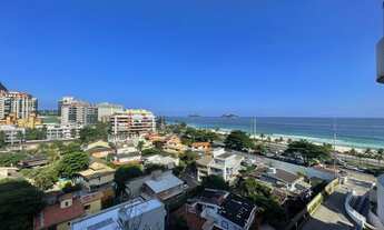 Imagem 3: Lindo flat decorado no Wyndham, vista maravilhosa para o mar e sol<br>Da manha