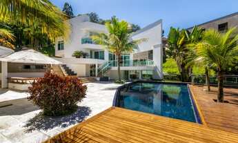 Imagem 1: Casa de condomínio para venda possui 841 metros quadrados com 4 quartos em Tamboré - Barue