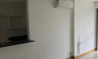 Imagem 7: Apartamento para venda possui 82 m² com 3 quartos