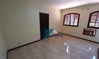 Imagem 4: Casa modernizada, com amplo quintal!