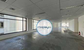 Imagem 4: Conjunto Comercial com 381,00m² de área útil em vão livre, copa, banheiros privativos e 14