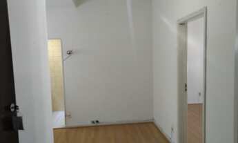 Imagem 2: Centro - R. Ubaldino do Amaral, excelente apartamento de 2 quartos com cômodos amplos