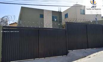 Imagem: Casa duplex, 03 quartos, 02 banheiros, 02