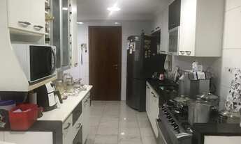 Imagem 7: 4 quartos com 218m2