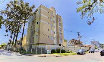 Imagem 2: Apartamento para venda possui 53 metros quadrados com 2 quartos em Tingui - Curitiba - PR