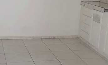 Imagem 3: Casa em Via Pública na Cidade ( Nucleo 16 ) com 2 quartos e quintal