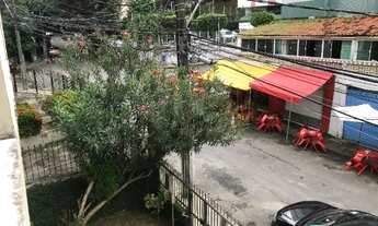 Imagem 2: Barra : Quartos individuais para moças com referências