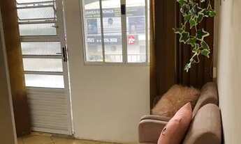 Imagem: ALUGO KITNET MOBILIADA NO PINHEIRINHO COM